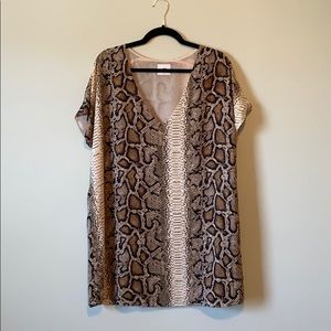 Buddy Love V Neck Shift Dress